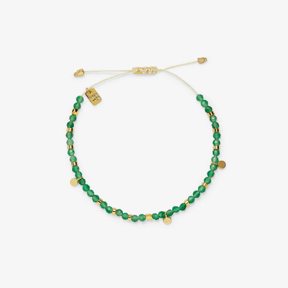 Jade deals friendship bracelets