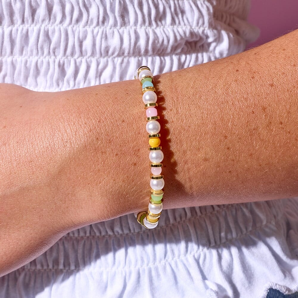 Headliner Pearl Stretch Bracelet