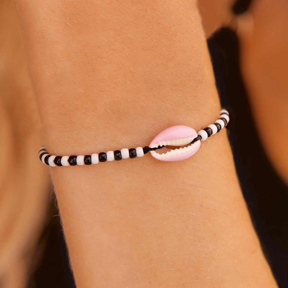 Pink Cowrie Seed Bead Bracelet 2