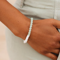 Puka Shell & Frosted Bead Stretch Bracelet Gallery Thumbnail