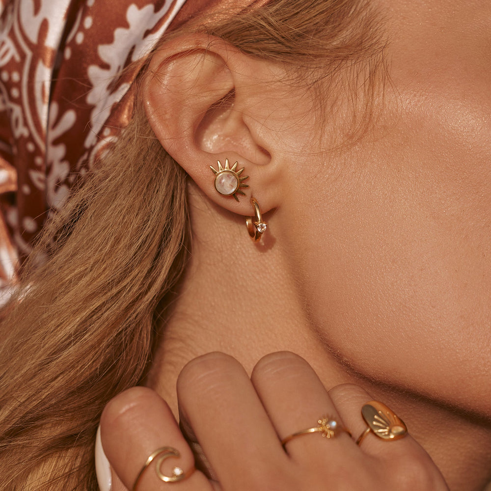 Shimmering Hoop Earrings 3